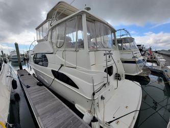 43' Silverton 2005 Yacht For Sale